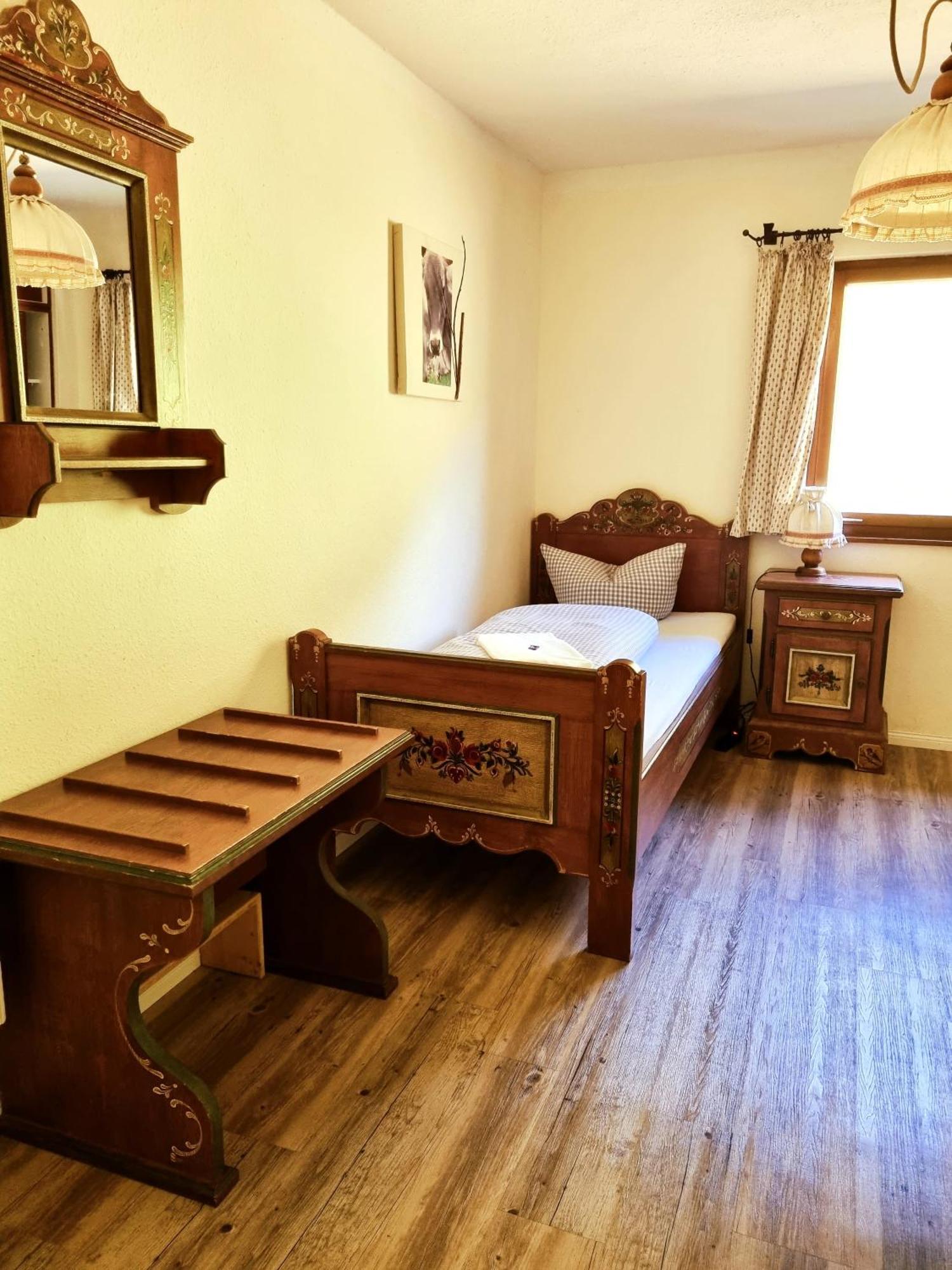 Almagmach Hotel